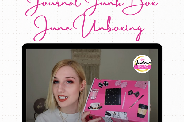 Desempaquetado y reseña de la caja de basura June Journal de SubBoxLover 